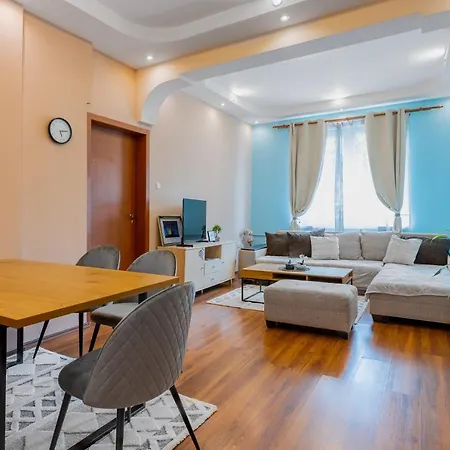 Cozy And Spacious 3bd Flat I 10 Min From Ndk Apartamento