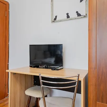Apartamento Cozy And Spacious 3bd Flat I 10 Min From Ndk Sófia